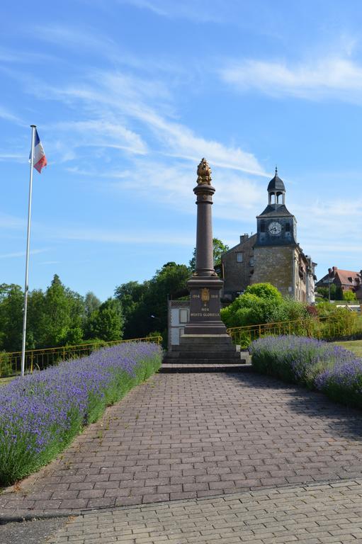 Hotel Du Grand Monarque Varennes-en-Argonne 外观 照片