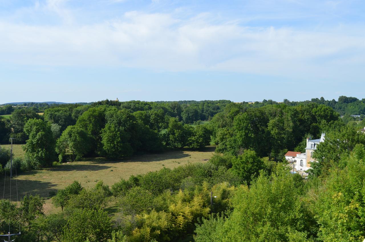 Hotel Du Grand Monarque Varennes-en-Argonne 外观 照片